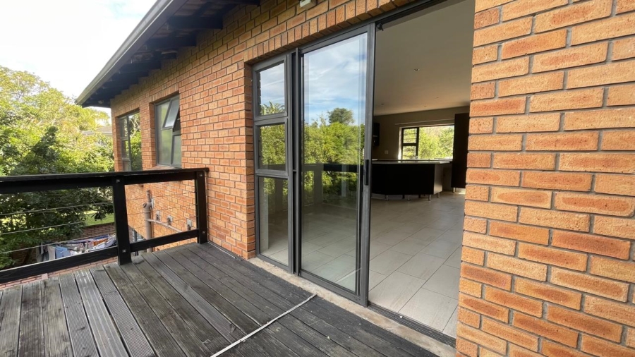 4 Bedroom Property for Sale in Blue Bend Eastern Cape